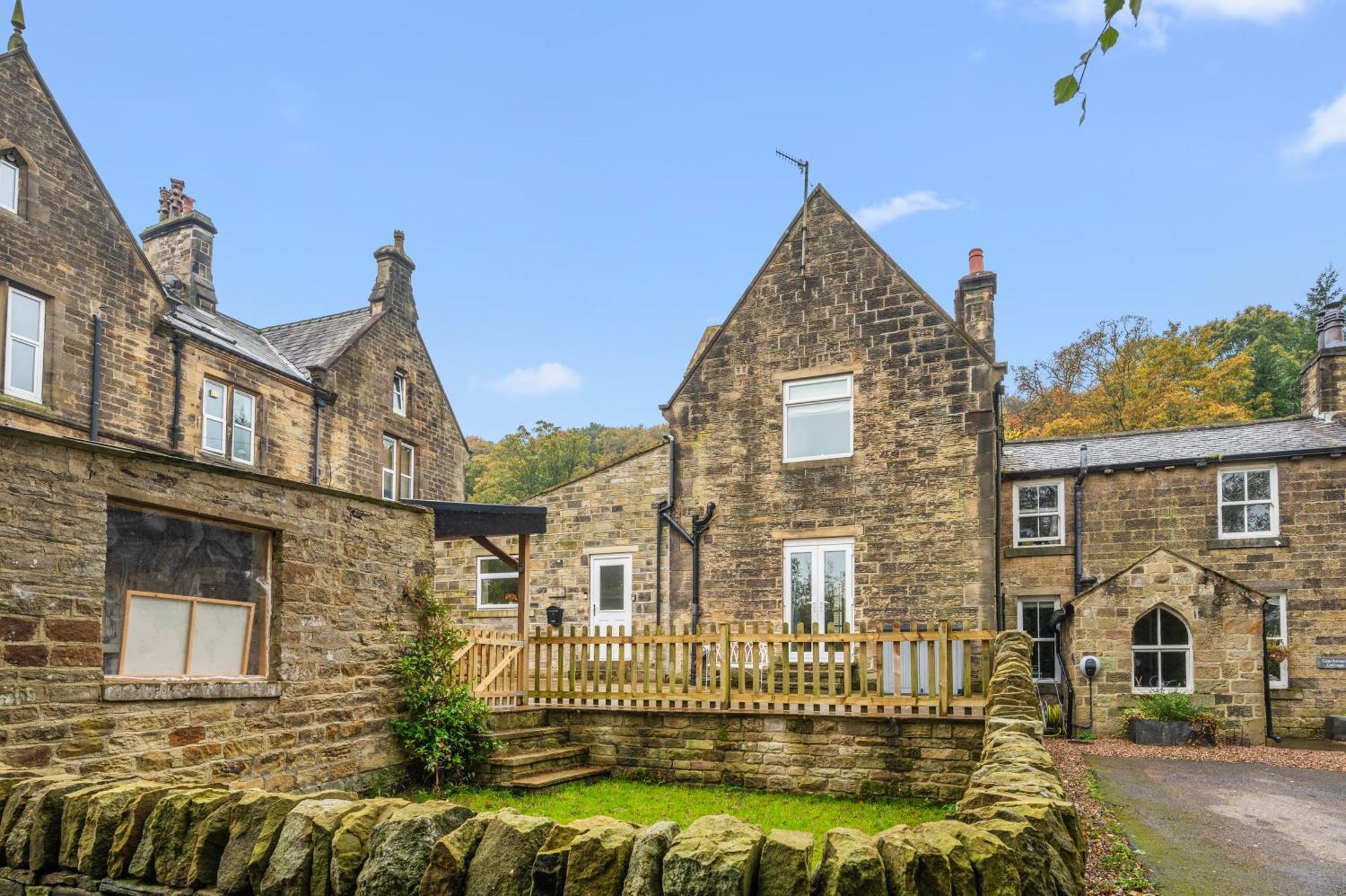 Villa Relax At Little Hawkcliffe Steeton Exterior foto