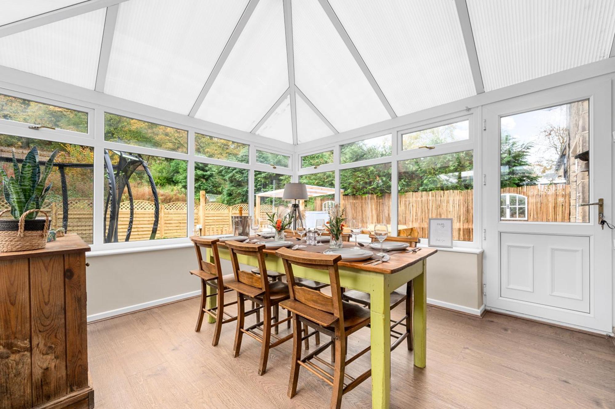 Villa Relax At Little Hawkcliffe Steeton Exterior foto